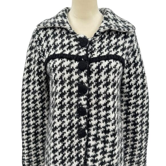 Carducci Black & White Houndstooth Wool & Mohair Blend Knit Cardigan Sweater - Picture 5 of 12